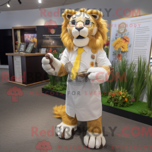 Tamer Lion maskot kostume...