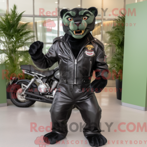 Olive Panther maskot...