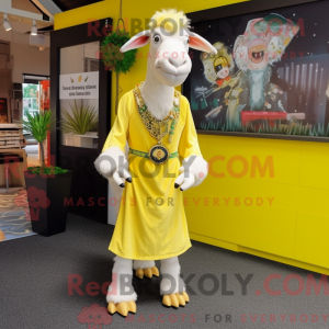 Personaggio mascotte capra...