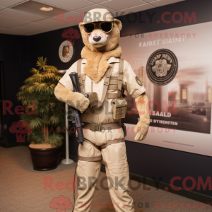 Tan Sniper maskot kostume...
