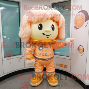 Peach Astronaut maskot...