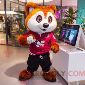 Magenta Rode Panda...