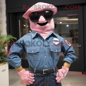 Pink Navy Seal maskot...