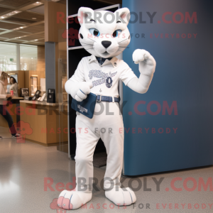 White Panther mascotte...