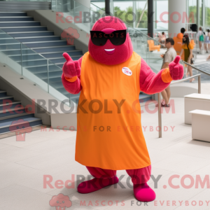 Postava maskota Magenta...