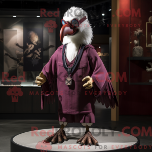 Maroon Vulture maskot...