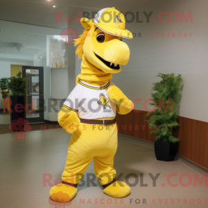 Máscara de cavalo amarelo...