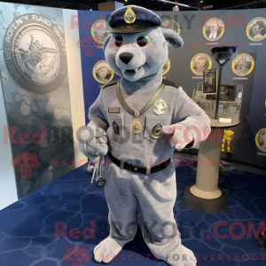 Silver Navy Seal maskot...
