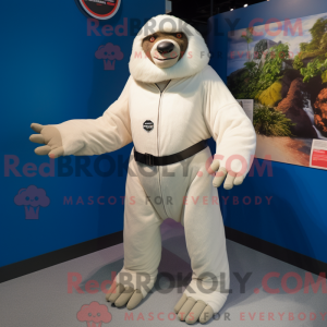 Personaggio in costume...
