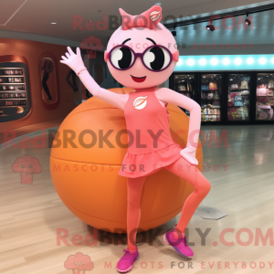 Postava maskota Peach...