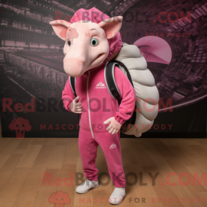 Pink Armadillo maskot...