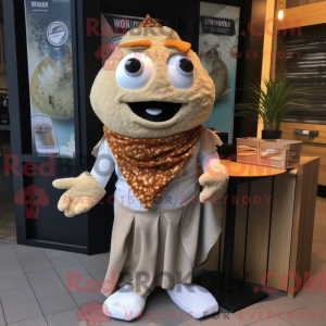 Tan Fish And Chips maskot...