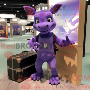 Personaggio mascotte viola...
