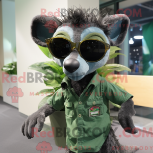 Personaggio mascotte verde...