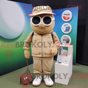 Tan golfbold maskot kostume...