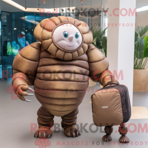 Brun Trilobite maskot...