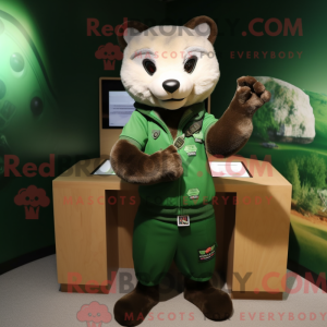 Forest Green Marten maskot...