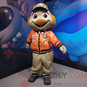 Tan Clown Fish maskot...