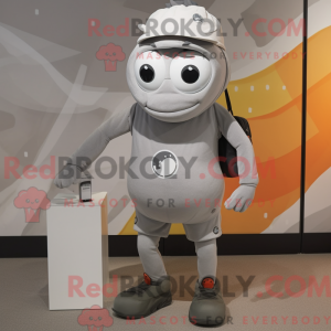 Mascotte de Cyclope gris...