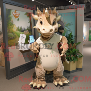 Beige Triceratops...