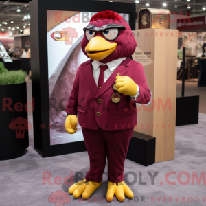 Maroon Canary maskot...