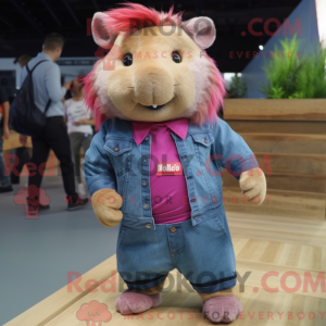 Magenta marsvin maskot...