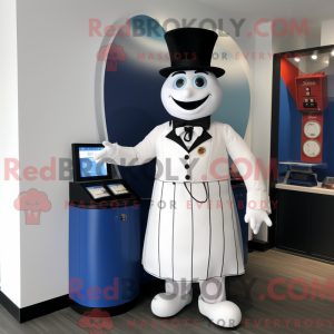 White Ring Master maskot...