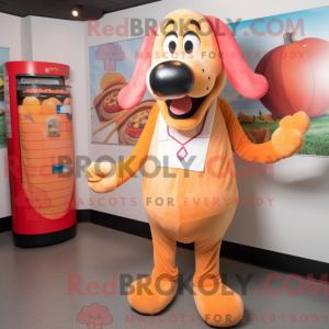Peach Hot Dogs maskot...