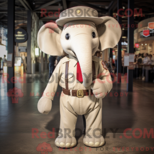 Máscara de elefante bege...