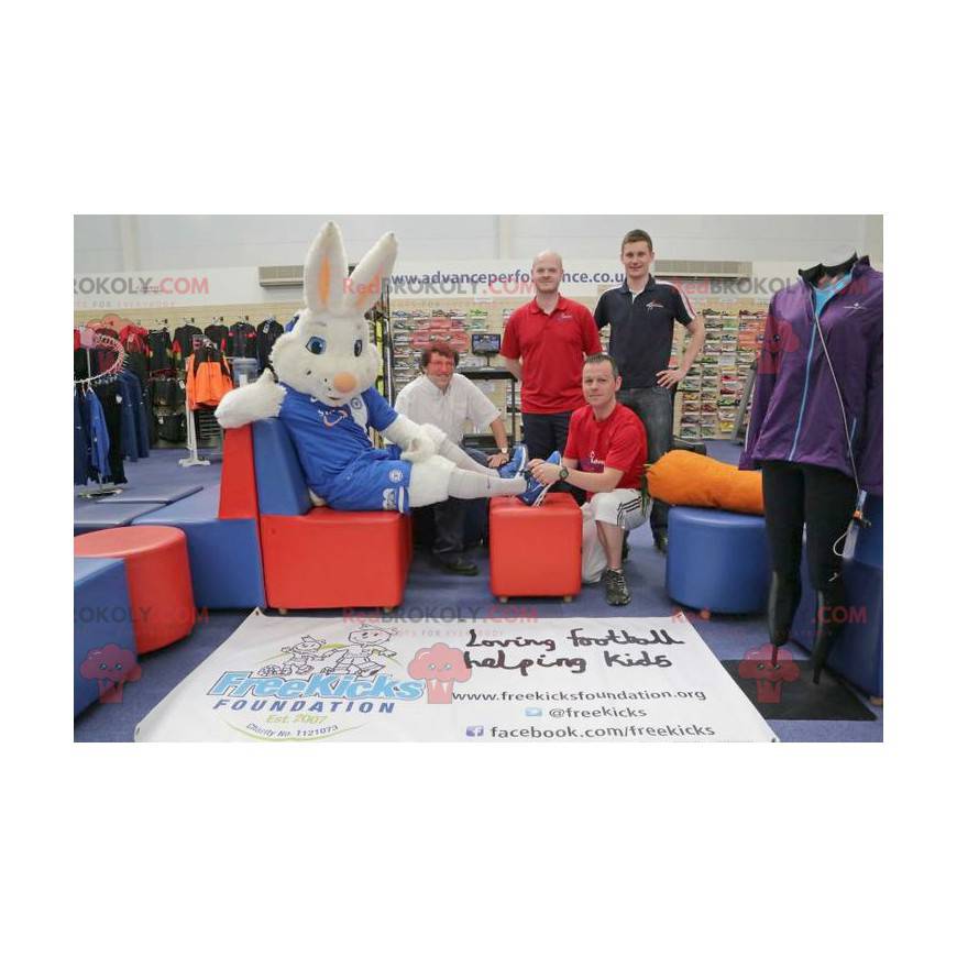 Mascotte de lapin blanc en tenue de supporter - Redbrokoly.com