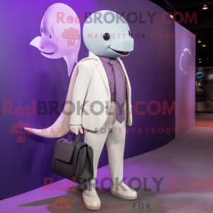 Lilla Beluga Whale maskot...