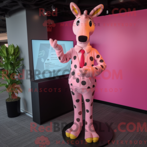 Pink Giraffe maskot kostume...
