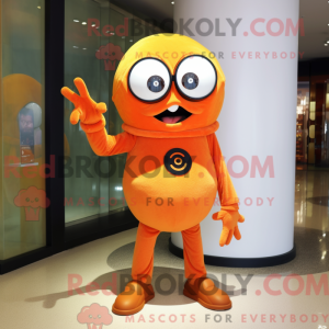 Postava maskota Orange...