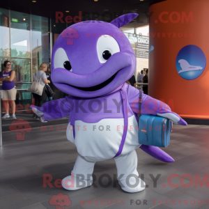 Lilla Beluga Whale maskot...