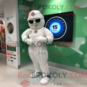 Postava maskota z bílého...