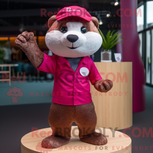 Magenta Otter maskot...