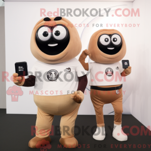 Tan Moussaka maskot kostume...