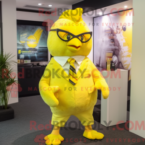 Personaggio mascotte pollo...