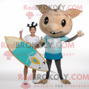Tan Ray mascottekostuum...