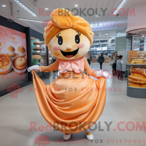 Peach Croissant maskot...