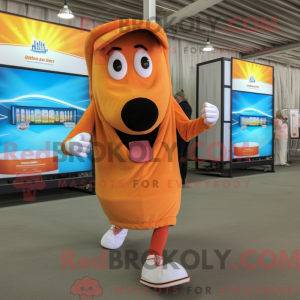 Orange Hot Dog maskot...