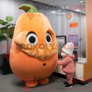 Peach Pumpkin maskot...