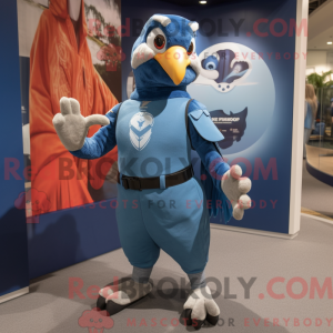 Blue Falcon maskot kostume...