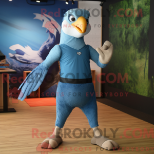 Maskotka Blue Falcon to...