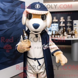 Navy Champagne Maskottchen...