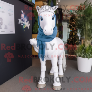 Maskotka White Mare jest...