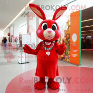 Red Rabbit maskot...