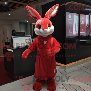 Máscara de coelho vermelho...