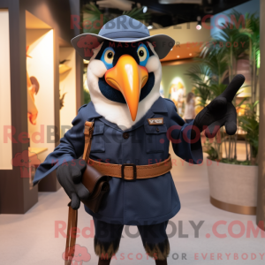 Maskotka Navy Toucan to...