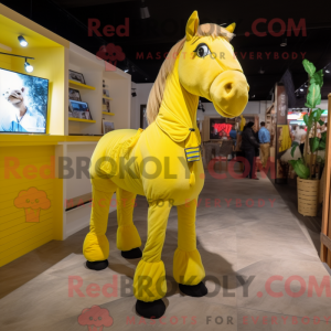 Yellow Horse maskot...
